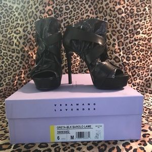 EXCLUSIVE VERA WANG heeled booties